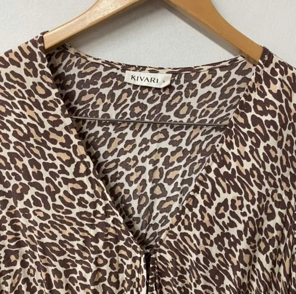 KIVARI Alena Leopard Print Tie Front Midi Dress - Picture 16 of 16